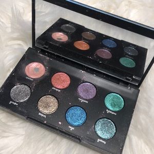 Eye shadow palette